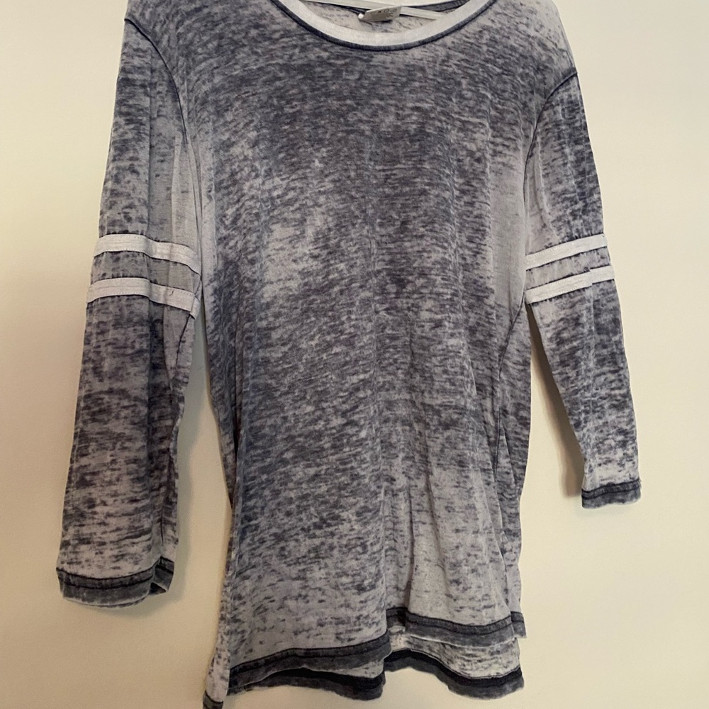 Long sleeve light navy shirt